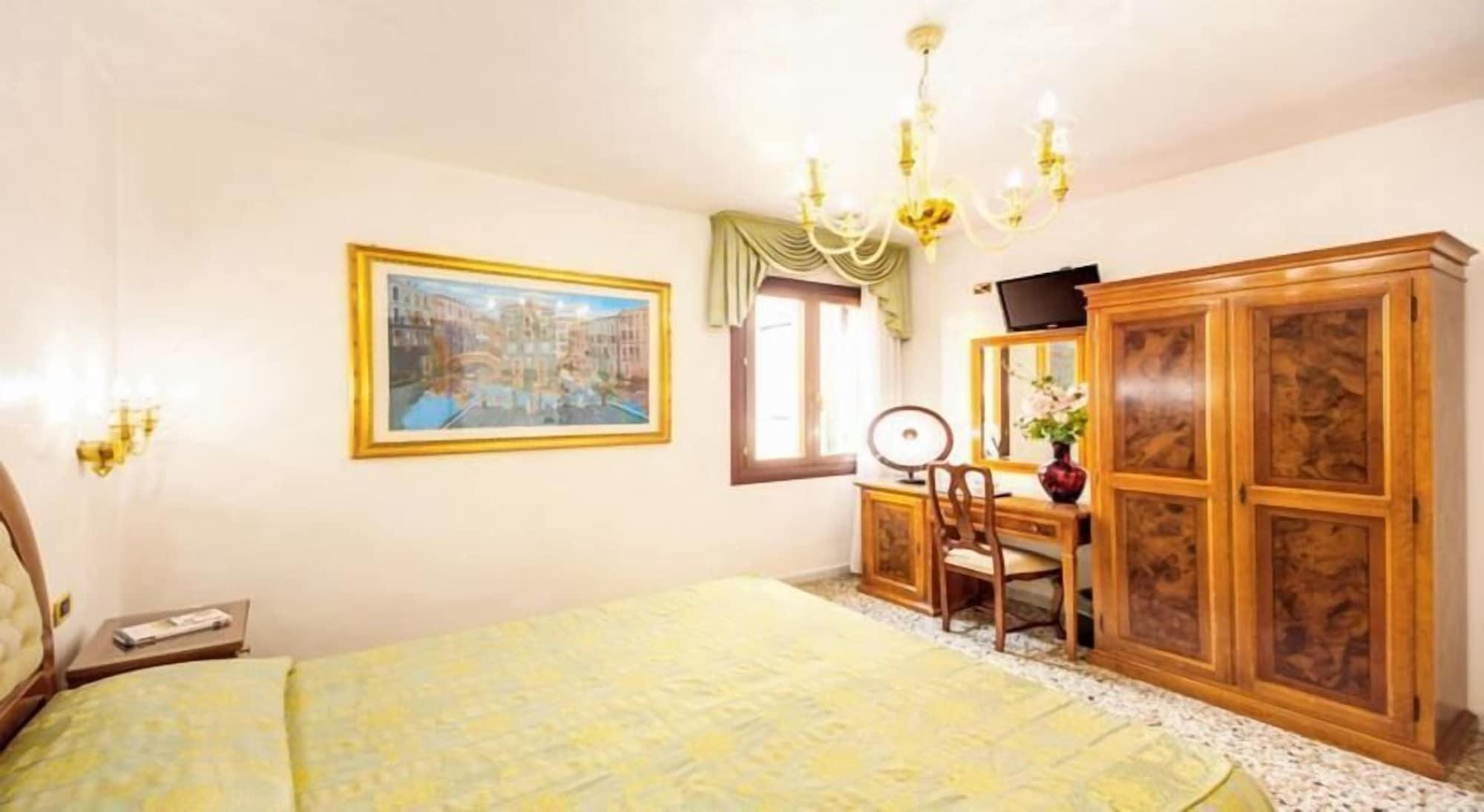 Antica Casa Carettoni Hotel Venedig Eksteriør billede